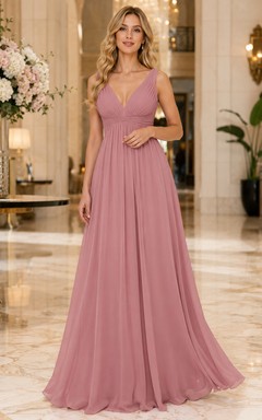 Abendkleid im Empire-Stil aus Chiffon in Altrosa mit V-Ausschnitt