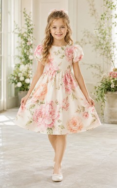 Übergroßes Blumenmädchenkleid mit Blumenmuster, Puffärmeln, A-Linien-Tüllrock, natürlicher Taille und Teelänge