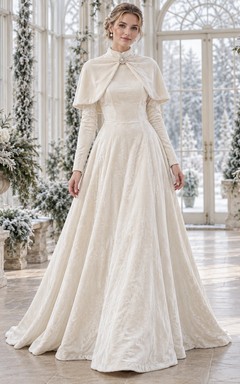 Vestido de novia de corte A con capa de terciopelo, cuello alto y mangas largas, estilo modesto, ideal para invierno.