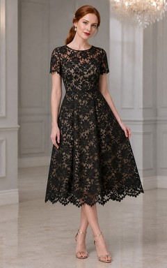 Robe de mère vintage noire en dentelle modeste, manches courtes, longueur thé, coupe trapèze