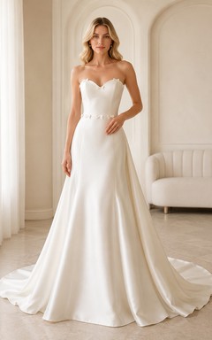 Vestido de novia palabra de honor de satén corte A con cintura adornada con cuentas