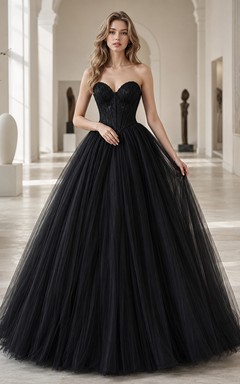 Black Strapless Sweetheart Tulle Ball Gown Modern Wedding Dress