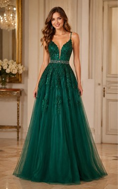 Tüll-Abendkleid in Dunkelgrün, Spaghettiträger, V-Ausschnitt, A-Linie, bodenlang, mit Applikationen und Perlenstickerei
