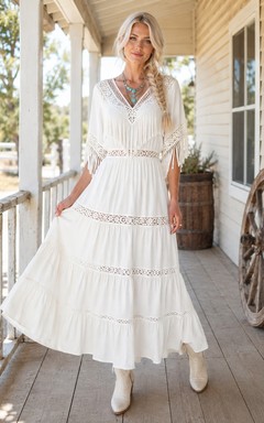 Western White V-Neck Short-Sleeve Lace-Tiered Chiffon A-Line Floor-Length Dress