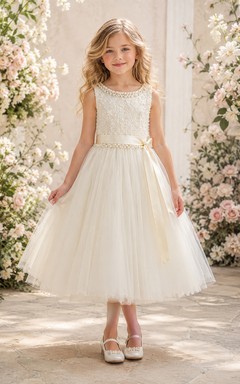 Romantisches, elegantes, ärmelloses Tüllkleid in A-Linien-Optik mit Perlenbesatz und Teelänge für Blumenmädchen