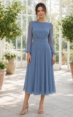 Robe mi-longue en mousseline bleu acier à manches longues