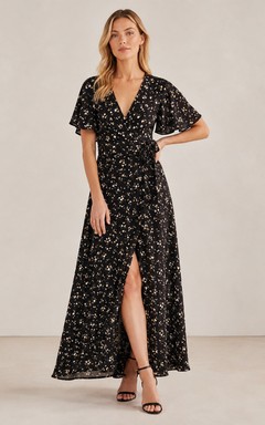 Robe décontractée en mousseline noire à fleurs, col en V, manches courtes, coupe trapèze, longueur midi