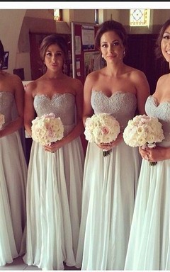 Sexy Sweetheart Sleeveless Chiffon Champagne Bridesmaid Dress With Lace