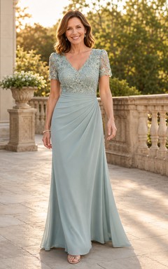 Salbeigrünes Chiffon-Mutterkleid mit V-Ausschnitt und Spitzenoberteil
