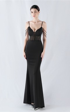 Vestido de noche con cintura de espiga, bordado de diamantes de imitación, ideal para banquetes y presentaciones.