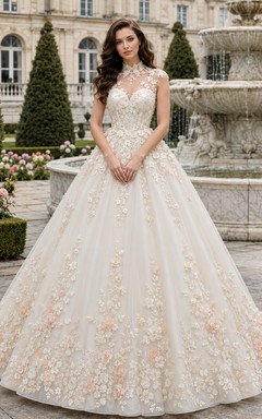 Vestido de novia de gala con mangas cortas y apliques florales