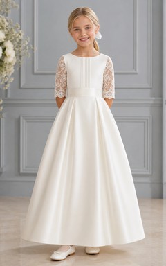Weißes Kommunionkleid aus Satin mit eckigem Ausschnitt und Dreiviertelärmeln aus Spitze