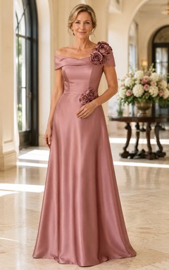 Altrosa schulterfreies Satin-Mutterkleid mit Blumenmuster