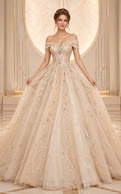 Champagnerfarbenes, schulterfreies, besticktes Tüll-Ballkleid