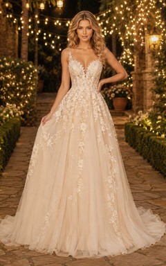 Brautkleid mit Champagner-Blumenapplikationen, Tüll und Lichterketten