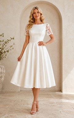 Vestido de novia clásico vintage de satén con escote barco y mangas cortas de encaje, largo hasta la rodilla