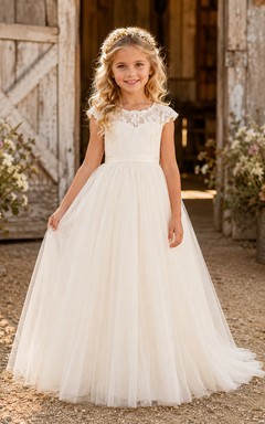 Blumenmädchenkleid aus Tüll mit Spitzenärmeln