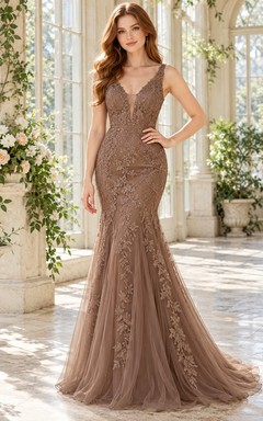 Vestido de dama de honor estilo occidental color topo con escote en V, sin mangas, encaje y cola de sirena