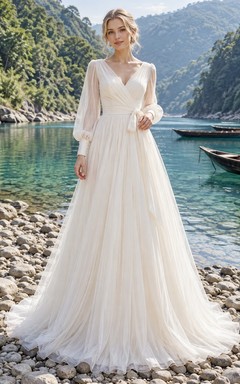 Schlichtes Brautkleid in A-Linie mit V-Ausschnitt, langen Poetenärmeln und gerafftem Tüll