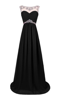 Robe en mousseline à manches courtes et encolure perlée