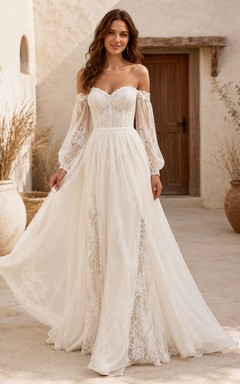 Robe de mariée bohème trapèze à épaules dénudées, décolleté cœur, manches longues en dentelle, traîne balayée