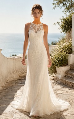 Robe de mariée élégante en dentelle transparente, col montant, sans manches, fourreau, traîne, applications florales, dos illusion