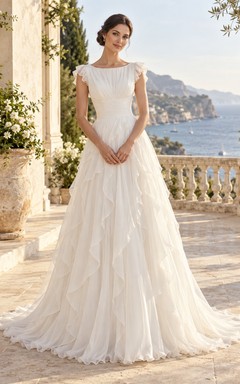 Schlichtes Brautkleid aus Chiffon mit U-Boot-Ausschnitt, kurzen Ärmeln und fließenden Rüschen in A-Linie