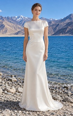 Schlichtes, bodenlanges Brautkleid aus Satin mit kurzem Ärmel und U-Boot-Ausschnitt