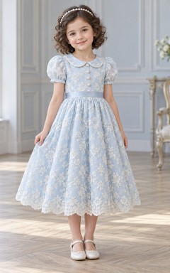 Vestido de niña de flores vintage azul con estampado floral, corte en A, encaje, botones delanteros y cuello Peter Pan, hasta la rodilla.