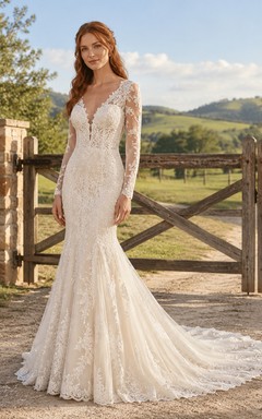 Brautkleid im Landhausstil mit Spitze, Meerjungfrauen-Schnitt, herzförmigem Ausschnitt, langen Ärmeln, Schleppe und tiefem V-Ausschnitt am Rücken