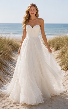 Trägerloses A-Linien-Brautkleid aus Tüll für den Strand