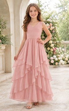 Vestido de dama de honor juvenil rosa ruborizado, corte en A, sin mangas, de gasa con falda escalonada, romántico.