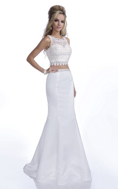 Robe de bal sans manches à bustier en dentelle, coupe trompette courte
