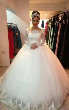Elegant Long Sleeve Lace Tulle Wedding Dress Ball Gown