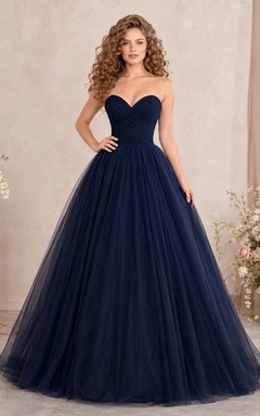 Vestido de fiesta clásico de tul azul marino sin tirantes