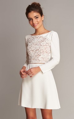 Robe de mariée décontractée à encolure bateau, manches longues, longueur genou, ornée de dentelle