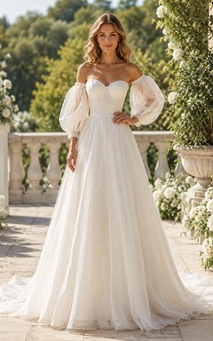 Robe de mariée en tulle trapèze à épaules dénudées et manches bouffantes