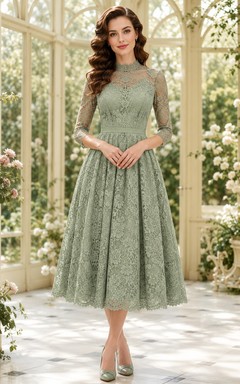 Salbeigrünes, dreiviertelärmeliges A-Linien-Kleid aus Spitze in Teelänge