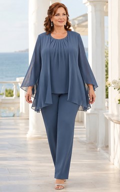 Stahlblauer, moderner, dreiviertellanger Chiffon-Hosenanzug in Übergröße mit Cape-Ausschnitt und geradem Bein, perfekt für die Mutter des Bräutigams