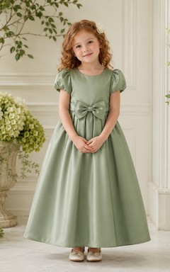 Robe de demoiselle d'honneur trapèze en satin sauge, col rond, manches bouffantes et nœud sur le devant