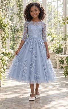 Vestido de niña de flores modesto, de corte A, azul con estampado floral, de tul, con mangas tres cuartos y apliques.