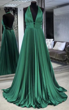 Robe de bal moderne en satin, coupe trapèze, décolleté plongeant, sans manches, longueur au sol et plis