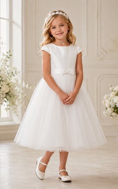 Robe de demoiselle d'honneur élégante en satin, coupe trapèze, col bateau, manches courtes, nœud en tulle