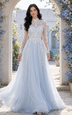 Blaues Brautkleid in A-Linie mit Blumenmuster, Spitze, hohem Kragen, langen Ärmeln und Kathedralenschleppe