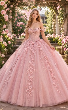 Vestido de quinceañera rosa con apliques florales y hombros descubiertos.