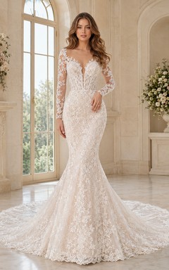 Robe de mariée sirène en dentelle, col en V, manches longues, traîne chapelle, applications florales, style jardin