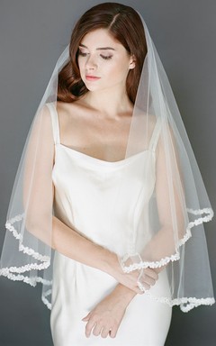 Fingertip Length Lace Applique Tulle Wedding Veil