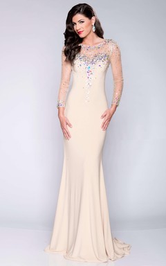 Langärmeliges, ärmelloses Jersey-Abendkleid mit Pailletten und Schlüssellochausschnitt