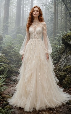 Märchenhaftes Brautkleid aus langärmeligem, mehrlagigem Tüll im Waldstil