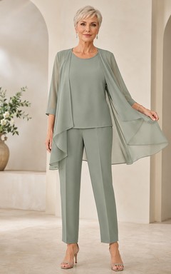 Salbeigrüner, schlichter, runder Ausschnitt, abnehmbare, asymmetrische Chiffonjacke, gerader Hosenanzug in Knöchellänge für die Mutter der Braut